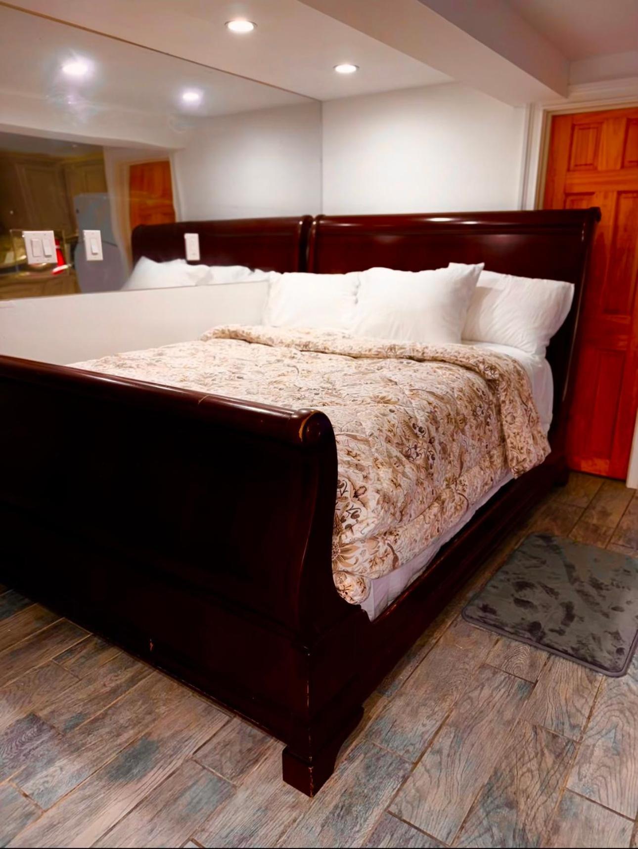 Jfk Private Studio Apartment Нью-Йорк Экстерьер фото